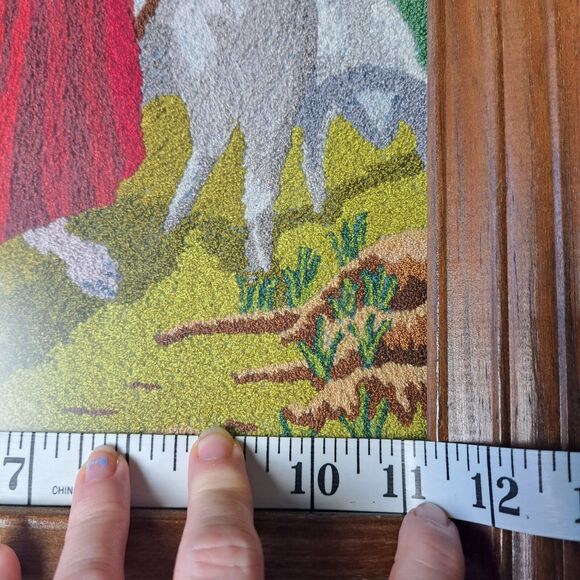 VTG Jesus THE SHEPERD Cross Stitch Wood Frame TAPESTRY RELIGIOUS WALL DECOR - Picture 9 of 10